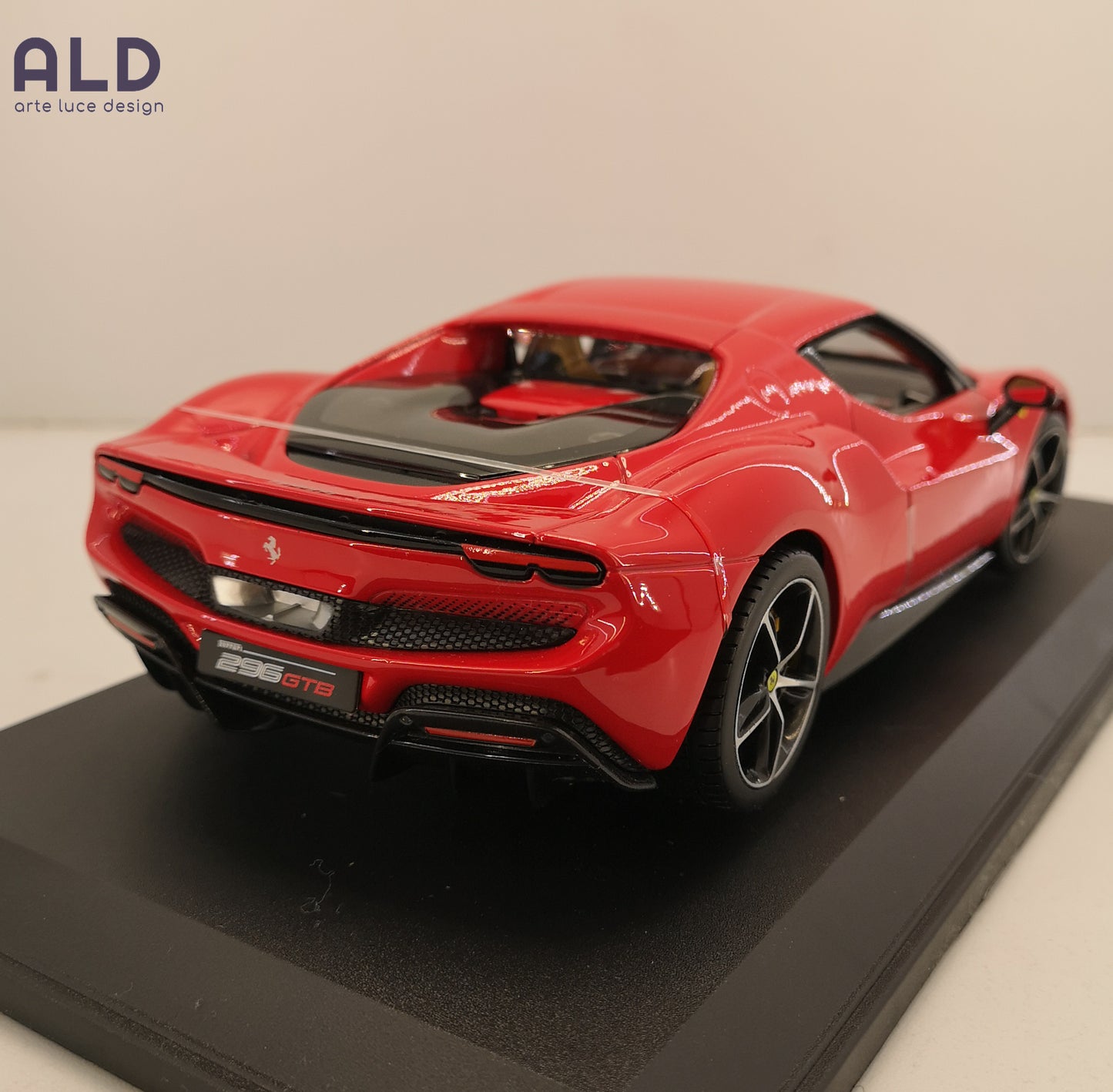 modellino auto scala 1/18 ferrari 296 gtb modellini da collezione bburago