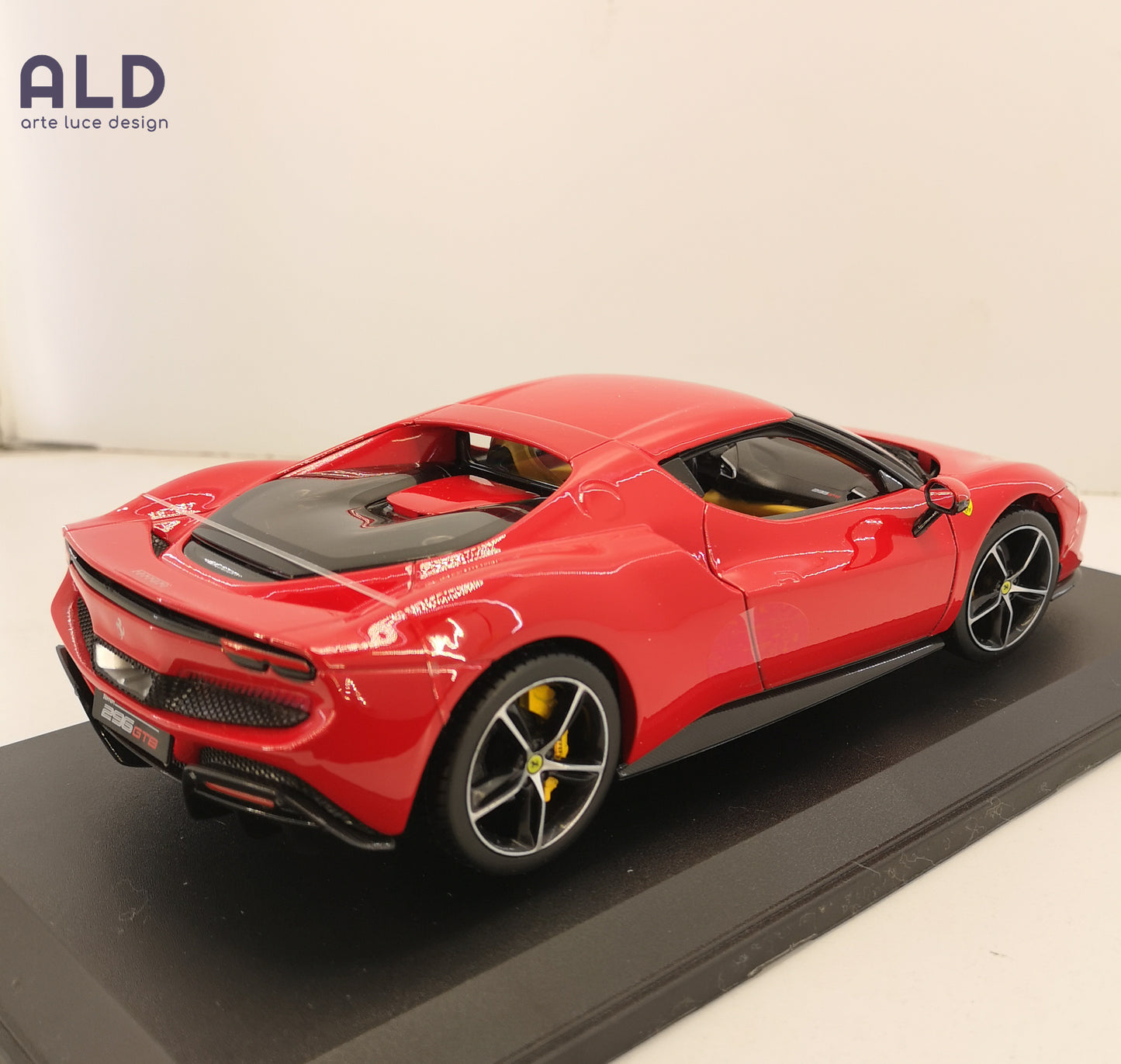 modellino auto scala 1/18 ferrari 296 gtb modellini da collezione bburago