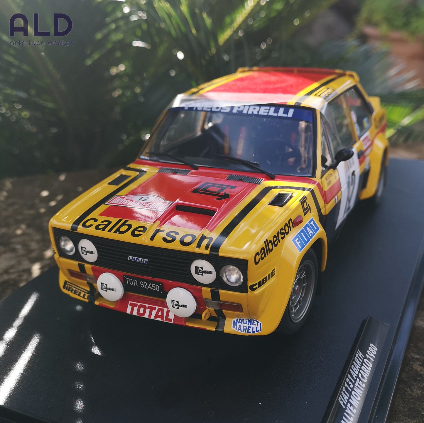 modellino auto scala 1/18 FIAT 131 abarth rallye montecarlo 1980 della solido