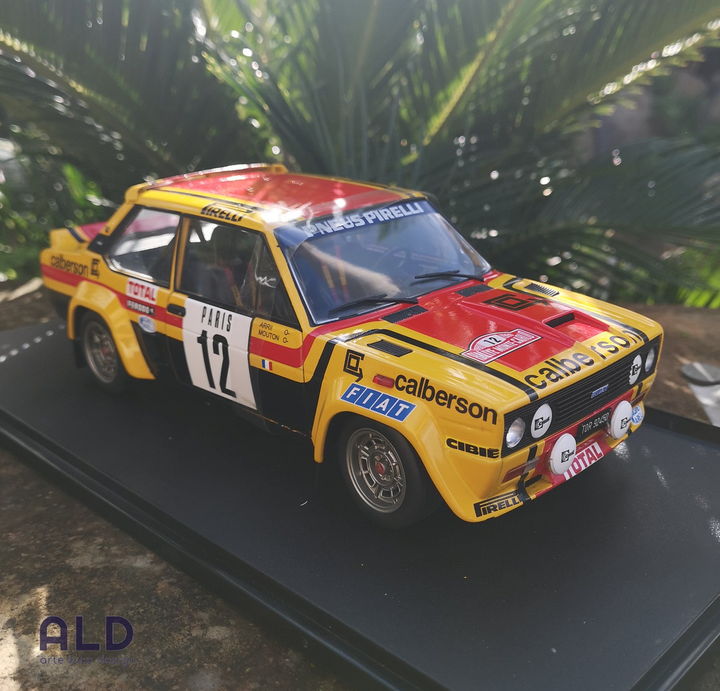 modellino auto scala 1/18 FIAT 131 abarth rallye montecarlo 1980 della solido
