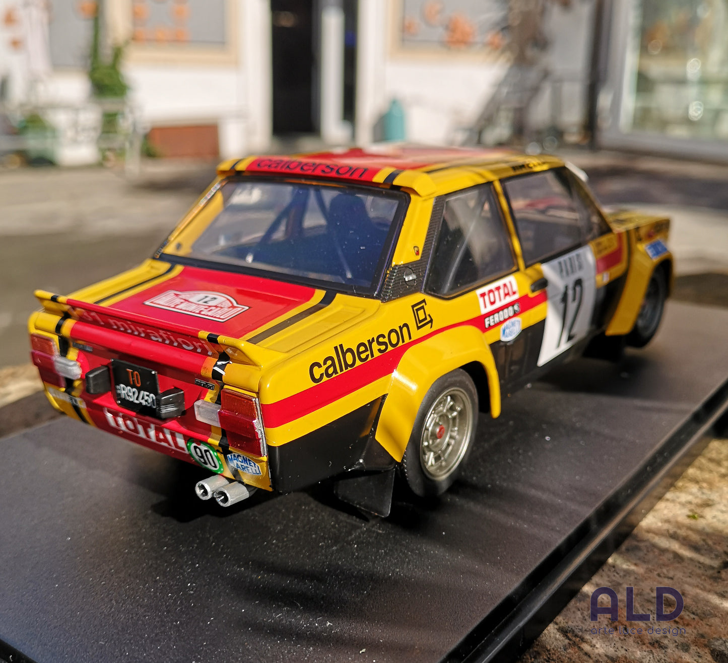 modellino auto scala 1/18 FIAT 131 abarth rallye montecarlo 1980 della solido