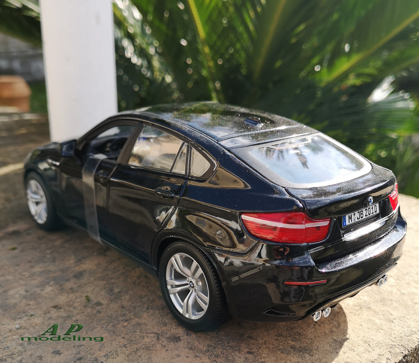 modellino auto scala 1/18 suv bmw x6 M modellini da collezione della bburago