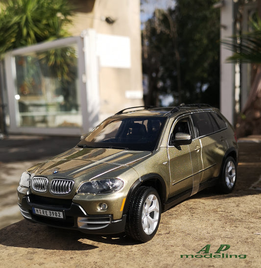 modellino auto scala 1/18 suv bmw x5 modellini da collezione della bburago