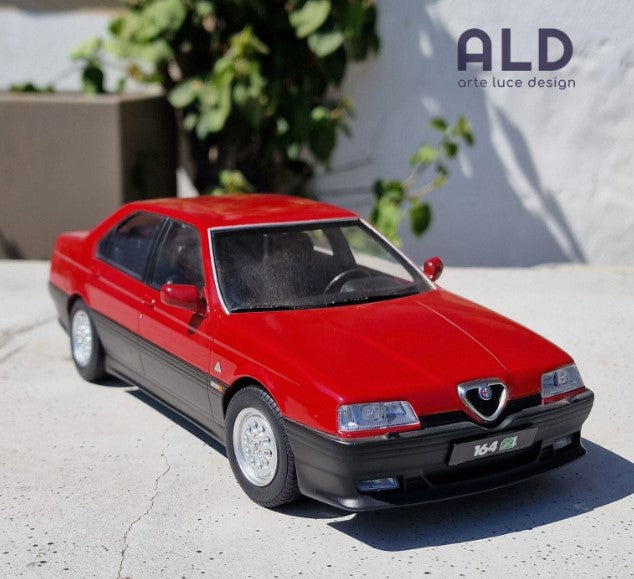 modellino auto 1/18 alfa romeo 164 Q4 rosso del 1994 modellini diecast triple9
