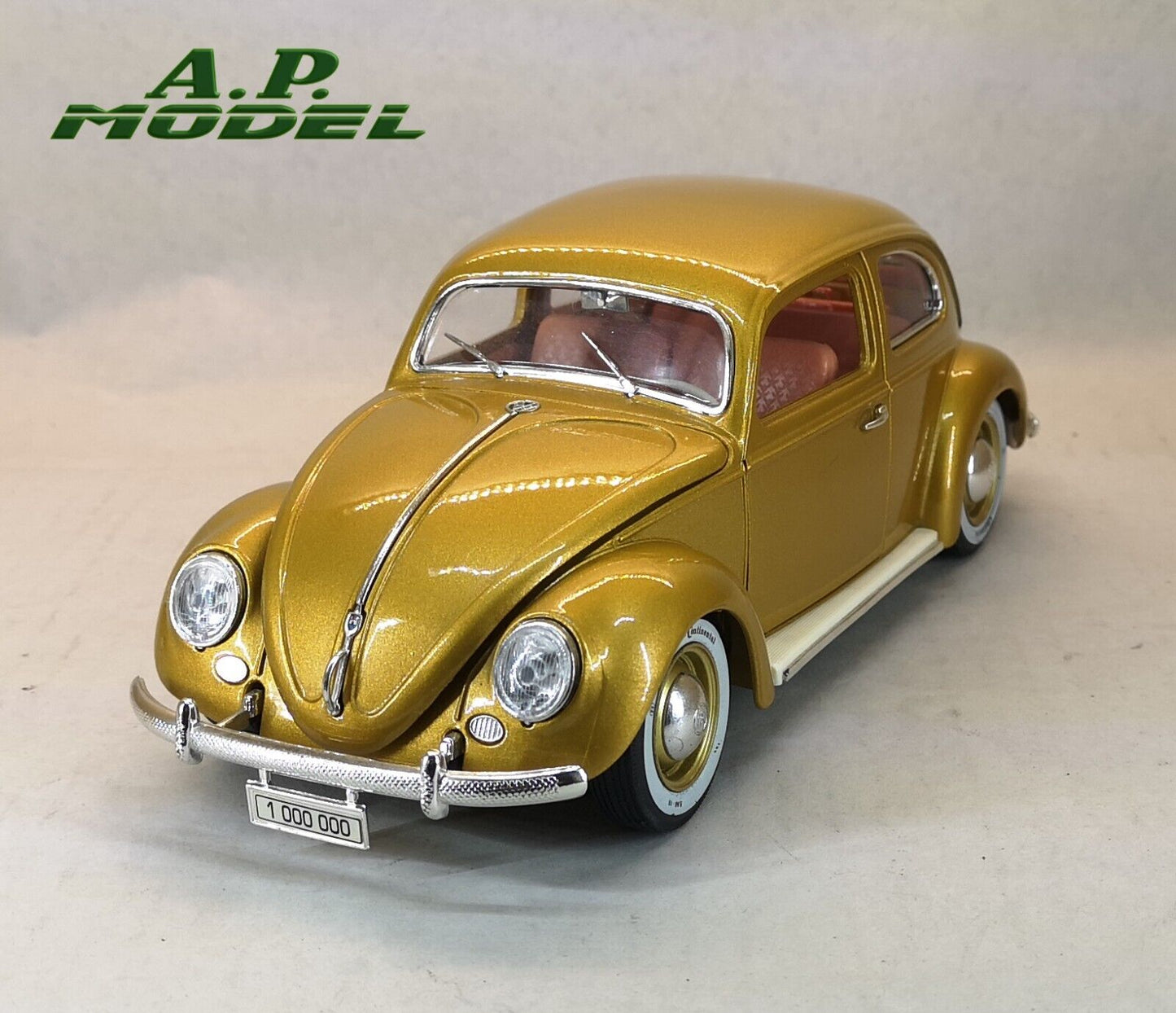 modellino auto 1:18 Volkswagen beetle del 1955 vw maggiolino maggiolone die cast usato