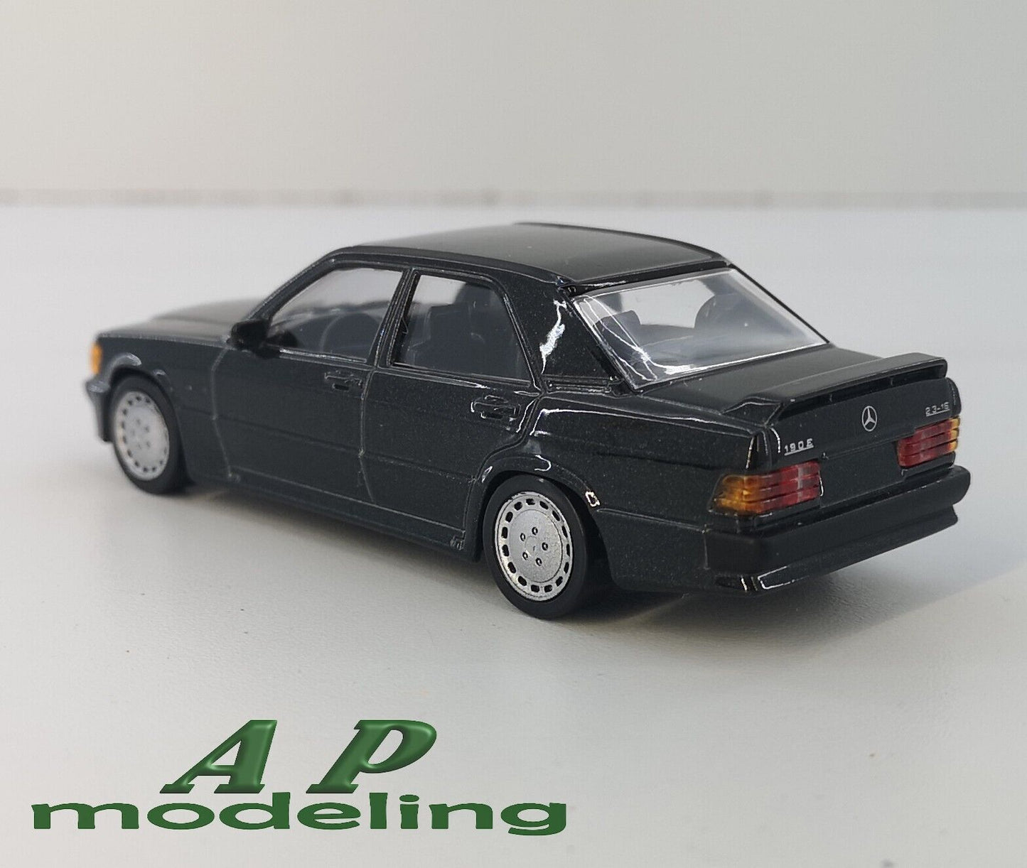 modellino auto scala 1/43 mercedes 190e 2.3 modellini die cast della norev