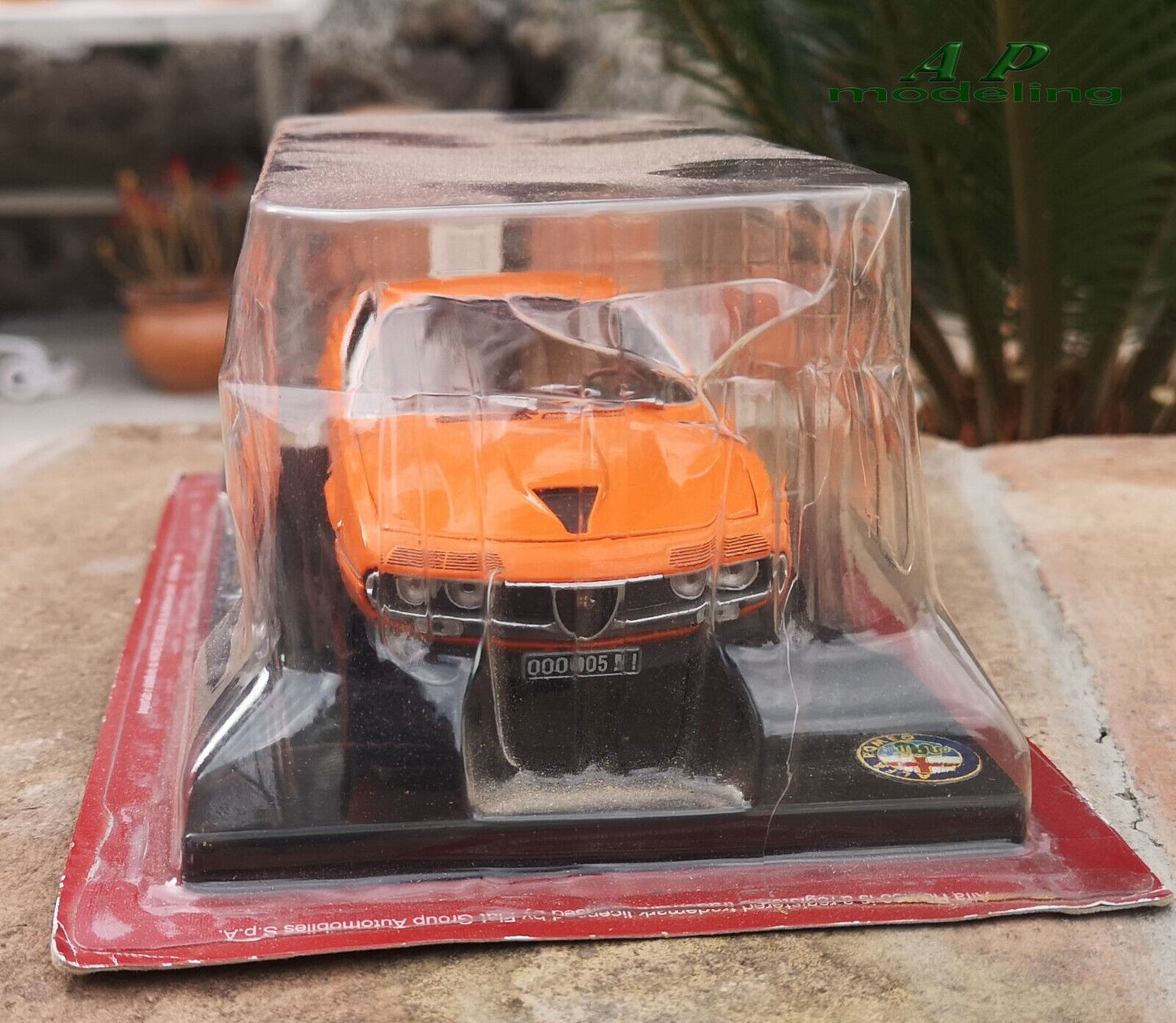 modellino auto 1/24 alfa romeo Montreal del 1970 modellini vintage collezione usato