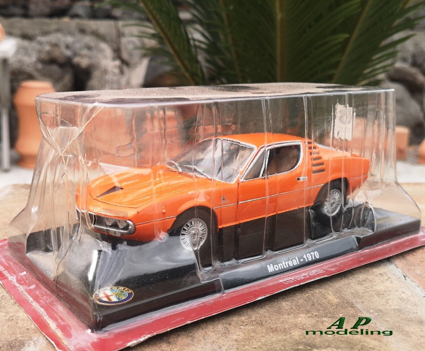 modellino auto 1/24 alfa romeo Montreal del 1970 modellini vintage collezione usato