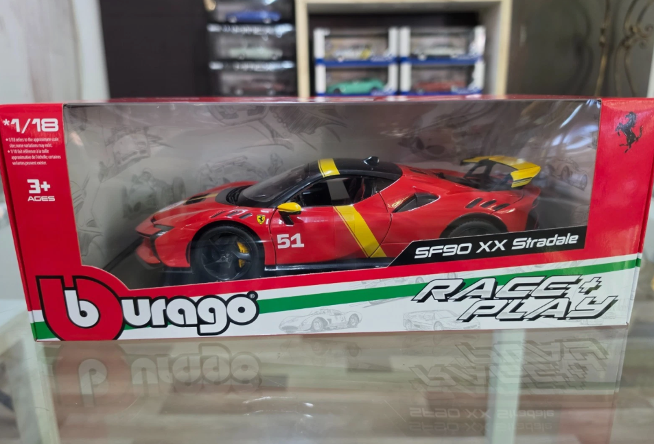 modellino auto scala 1/18 Ferrari sf90 xx stradale modellini da collezione
