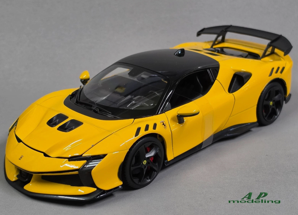modellino auto 1/18 Ferrari sf90 xx stradale gialla modellini da collezione burago