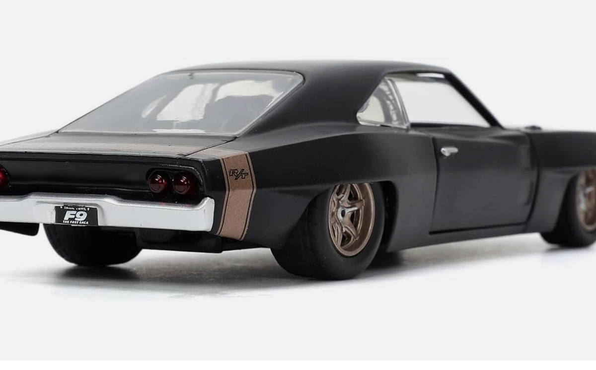 modellino auto scala 1:32 1968 Dodge Charger Widebody 25 anni Fast & Furious della Jada Toys