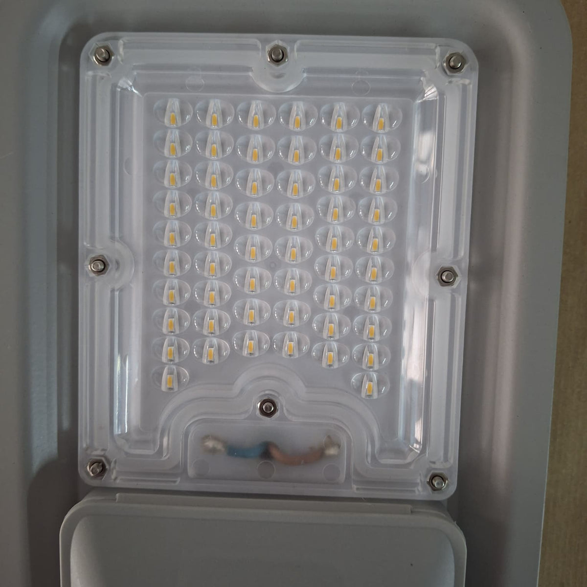 Faretto led da esterno in metallo lampada lampione stradale 60w 4000k 6000LM