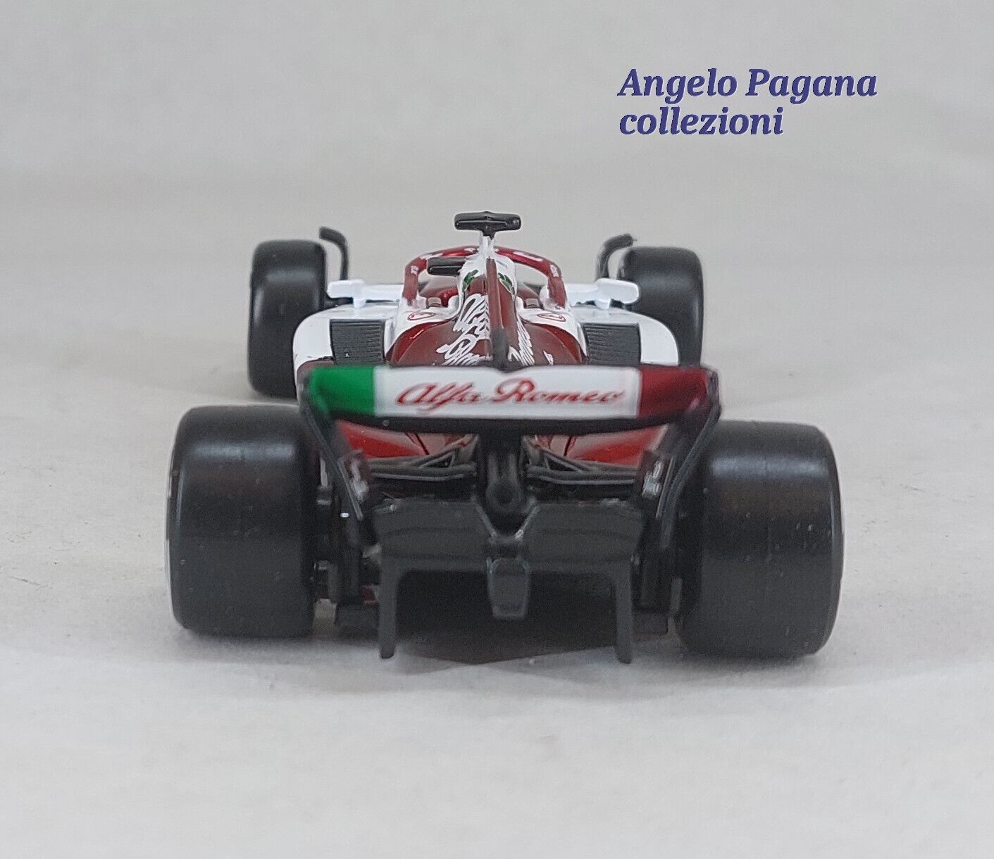 modellino auto 1:43 da formula 1 alfa romeo f1 team c42 n 77 valtteri bottas