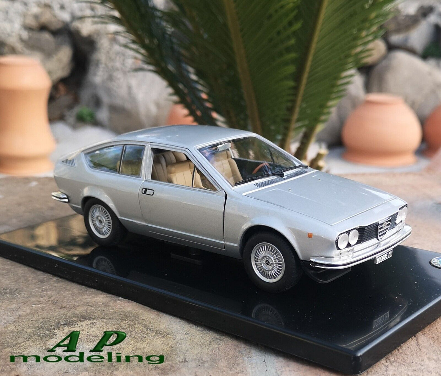 modellino auto 1/24 alfa romeo alfetta GT 1.8 del 1974 modellini vintage usato