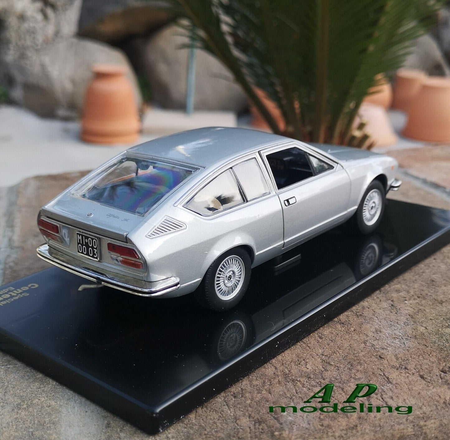 modellino auto 1/24 alfa romeo alfetta GT 1.8 del 1974 modellini vintage usato