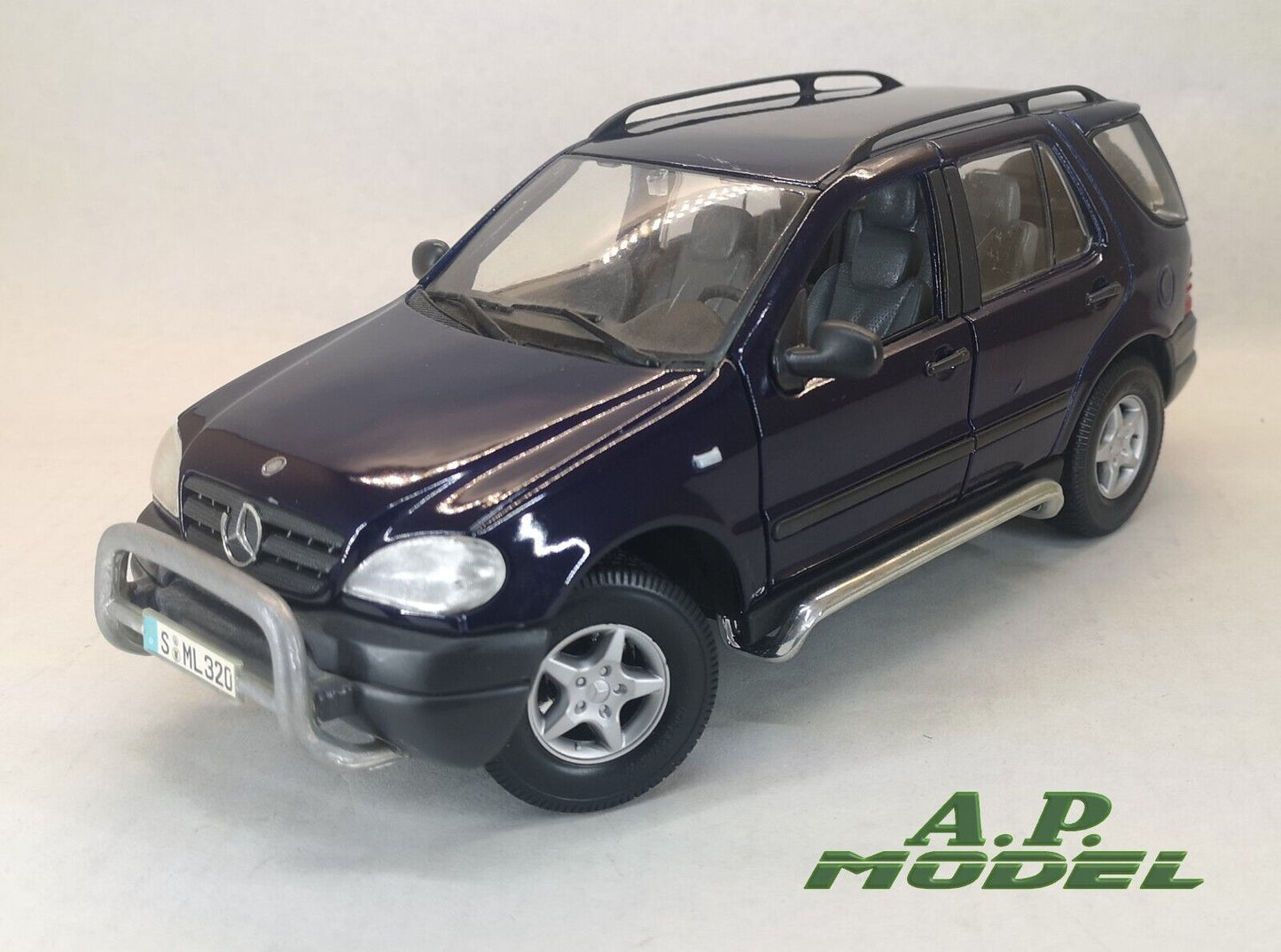 modellino auto 1:18 mercedes benz ml 320 modellini suv della maisto die cast