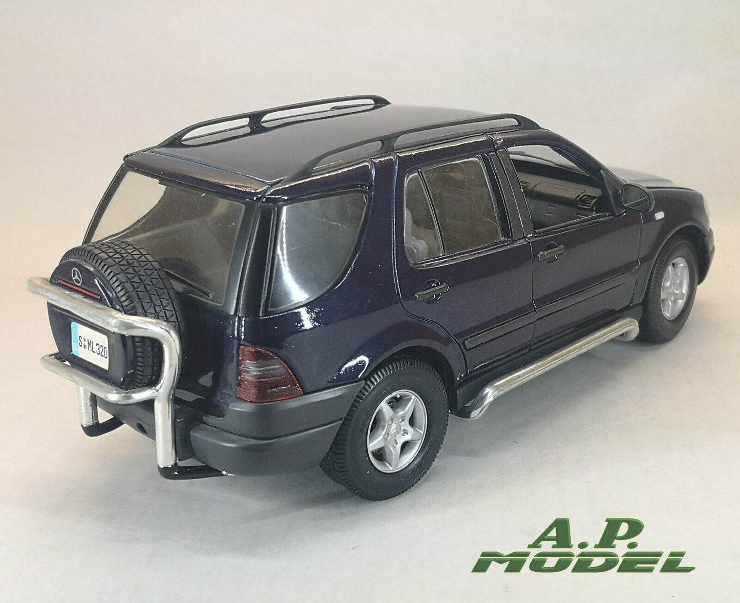 modellino auto 1:18 mercedes benz ml 320 modellini suv della maisto die cast