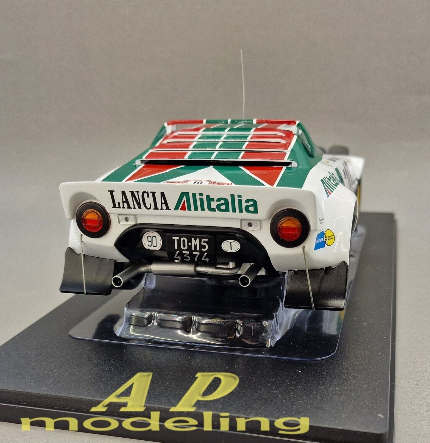 modellino auto scala 1/18 lancia stratos HF rallye monte carlo del 1976 modelcar