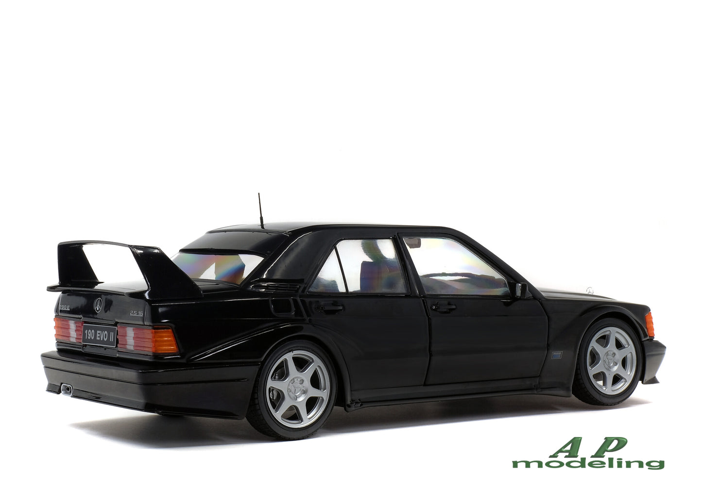 modellino auto 1/18 Mercedes Benz 190 E 2.5 - 16 evolution II modellini diecast