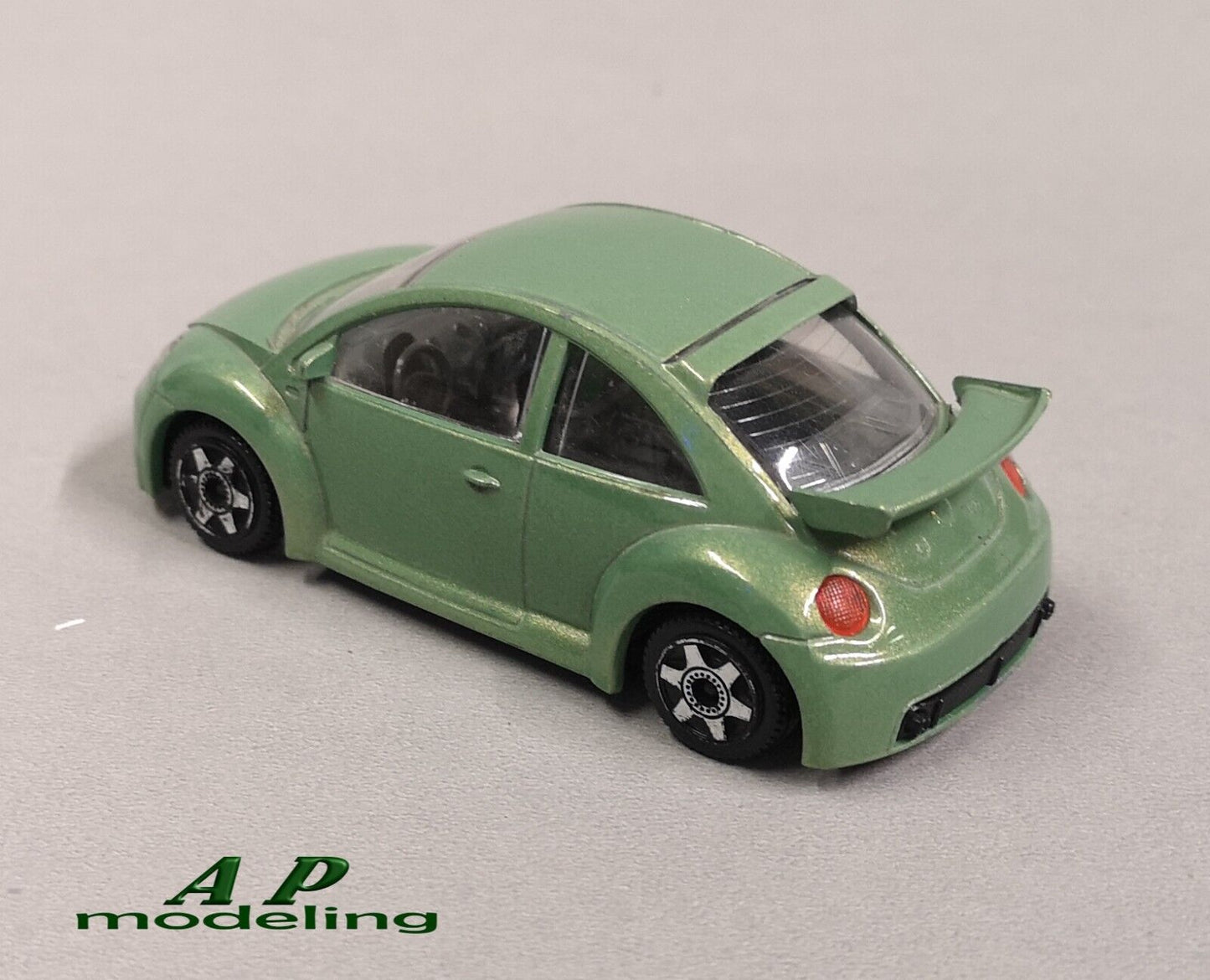 modellino auto scala 1/43 Volkswagen new vw beetle cup burago made in italy usato