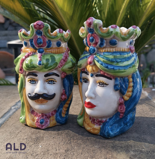 Teste di moro in ceramica di Caltagirone coppia vasi soprammobili altezza 14cm