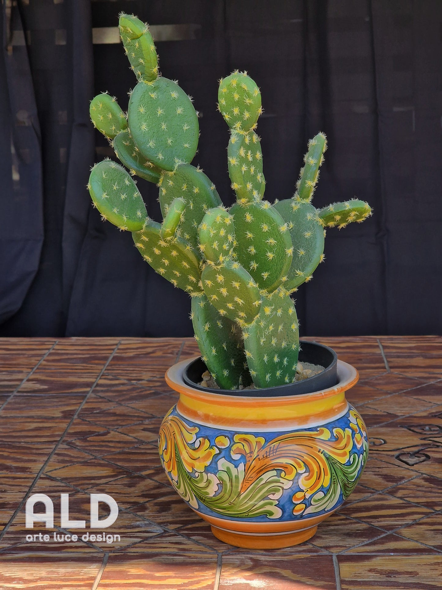 Vaso cachepot in ceramica di Caltagirone caspò fiori artigianale dipinto a mano