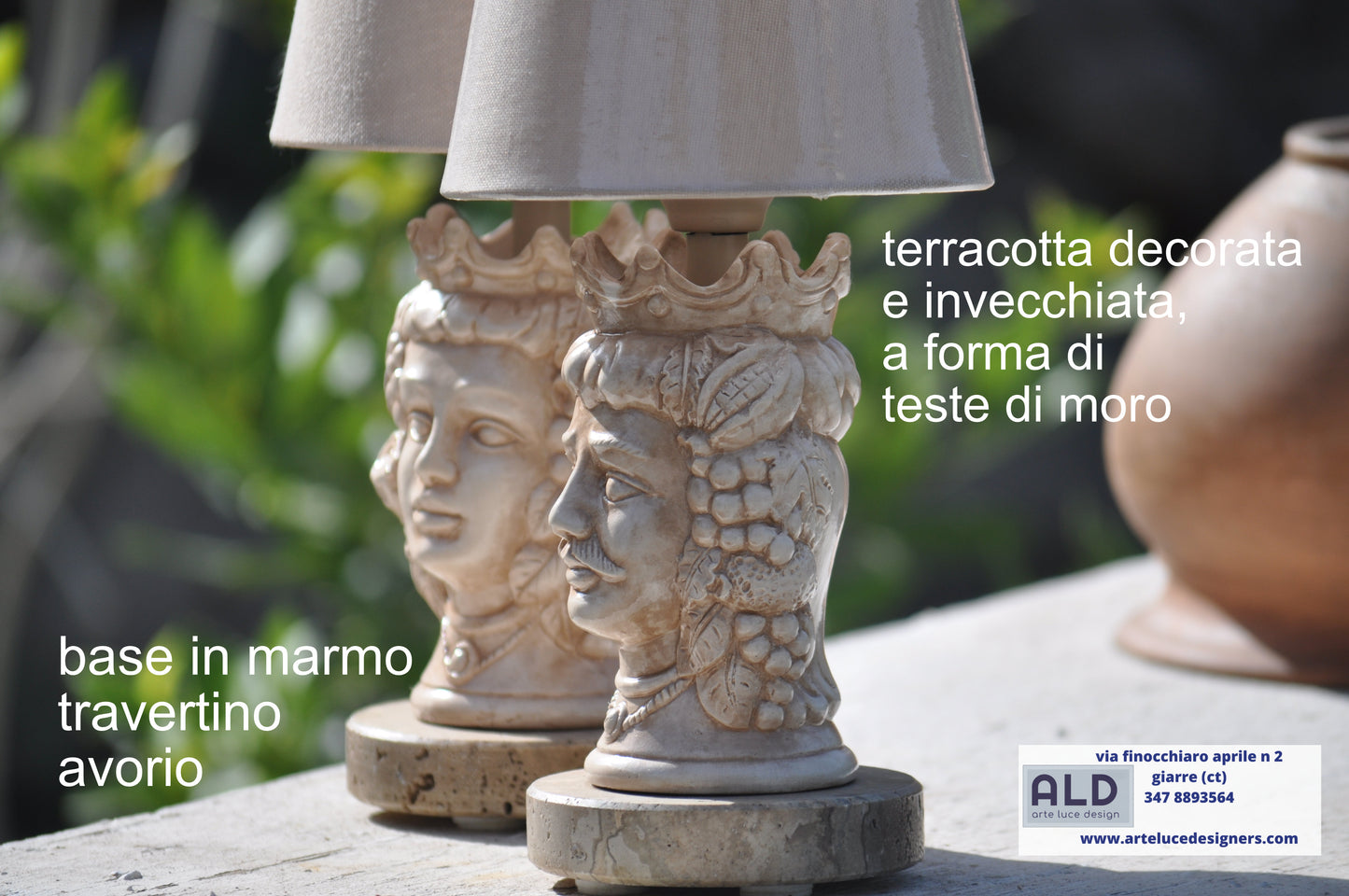 Coppia lumetti teste di moro in terracotta stile siciliano lampade da tavolo colore avorio invecchiato soprammobili moderni